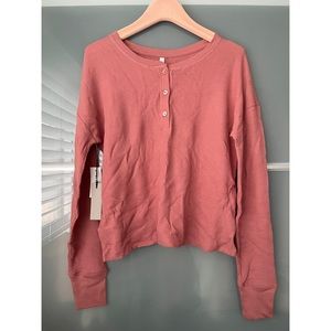BNWT Aritzia The Group by Babaton Healy Top in Dusty Coral in Size XS